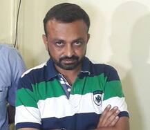 40 ટકા કમિશન આપી થેલા ભરીને જૂની નોટો બદલાવવા આવેલો બિઝનેસમેન રાજકોટમાં ઝડપાયો