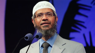 Zakir Naik Fifa World Cup Islam sermons Boycott Qatar BJP Savio BJP Leader Calls For Fifa World Cup Boycott After Qatar Invites Zakir Naik To Preach Islam