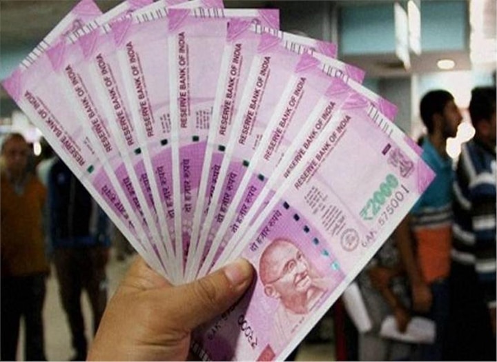 Canara Bank: अकाउंट होल्डर्स के लिए खुशखबरी, इस बैंक ने बढ़ा दी एटीएम से कैश ट्रांजेक्शन की लिमिट Canara Bank Hike ATM and Debit Card transaction limit read details Canara Bank: अकाउंट होल्डर्स के लिए खुशखबरी, इस बैंक ने बढ़ा दी एटीएम से कैश ट्रांजेक्शन की लिमिट