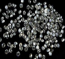 સુરતના હીરા બજારમાં 1.56 કરોડનું ઉઠમણું, હીરા વેપારી પિતા પુત્ર ફરાર