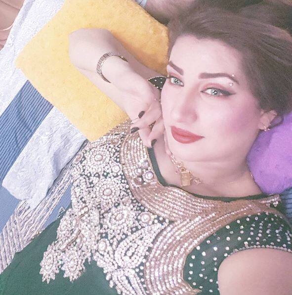 તેને પગમાં, પેટમાં અને હાથમાં 11 વાર ગોળી મારવામાં આવી હતી. બૈગ અને તેના ડ્રાઈવરને તાત્કાલિક સારવાર માટે હોસ્પિટલ લઈ જવામાં આવ્યા હતા. પણ વધુ પ્રમાણમાં લોહી વહી જવાને કારણે કિસ્મતનું મોત થયું હતું. જ્યારે ડ્રાઈવરનું સ્વાસ્થ હવે સુધાર પર હોવાનું ડોક્ટરે જણાવ્યું છે. 