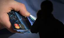 Cyber Security Tips: Debit और Credit कार्ड की ठगी से बचना है तो SBI की इन टिप्स को न करें इग्नोर, वरना पड़ सकता है पछताना