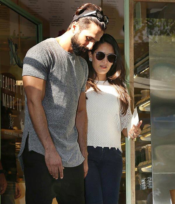 શાહિદ હાલ સંજય લીલા ભણસાલીની ફિલ્મ પદ્માવતીના શૂટિંગમાં વ્યસ્ત છે. જેમાંથી સમય કાઢીને તે પત્ની મીરા સાથે લંચ ડેટ પર આવ્યો હતો