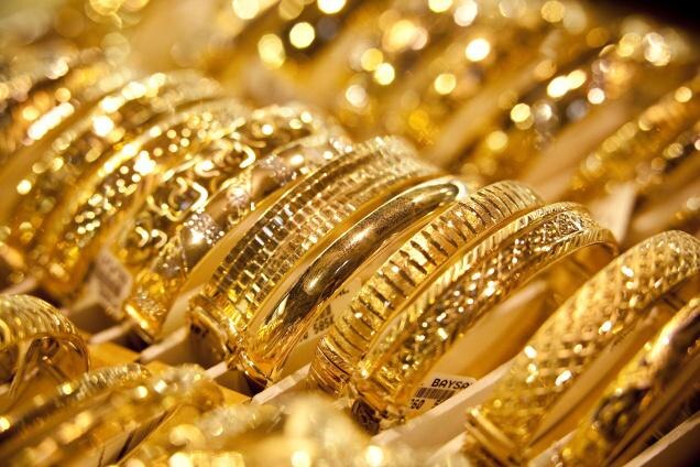 Gold Silver Price Today: सोने की कीमतों में आई उछाल, 50,000 प्रति 10 ग्राम छूने के आसार, चांदी की भी चमक बढ़ी