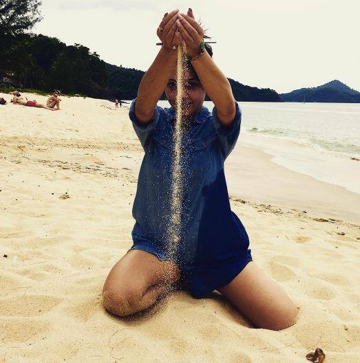 દેવોલીના લૈંગકોવી આઈલેંડ, મલેશિયામાં એન્જોય કરી રહી છે. 