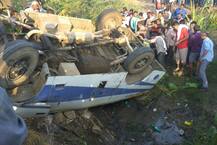 વિરમગામ-સાણંદ બાયપાસ પાસે મિનિ બસનો અકસ્માતઃ એકનું મોત, 10 ઘાયલ