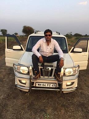 13 હજાર કરોડનું કાળું નાણું જાહેર કરીને નાસતા ફરતા બેનંબરી કુબેર મહેશ શાહને રાત્રીના 10 વાગ્યાથી વહેલી સવાર સુધી આઈટી અધિકારીઓ તેની હાલ પૂછપરછ કરી રહ્યા છે.