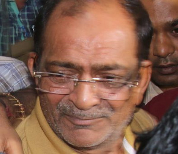 મહેશ શાહ મામલે IT વિભાગ શંકાના ઘેરામાં, કોના ઇશારે મહેશ શાહને છોડી મુકાયો? જાણો વિગતો