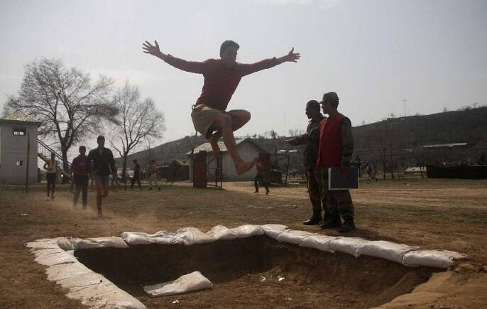 12 ડિસેમ્બર પંચમહાલ જિલ્લોઃ ધોધંબા ગોધરા, જાંબુધોડા, મોરવા હડફ, શહેરા તાલુકાના ઉમેદવારો વડોદરા જિલ્લોઃ ડભોઈ, કરજણ, પાદરા, સાવલી, સિનોર, વડોદરા, વાધોડિયા તાલુકાના ઉમેદવારો છોટાઉદેપુર જિલ્લોઃ બોડેલી, છોટાઉદેપુર કવાંટ, નસવાડી,પાવી જેતપુર અને સંખેડા તાલુકાના ઉમેદવારો