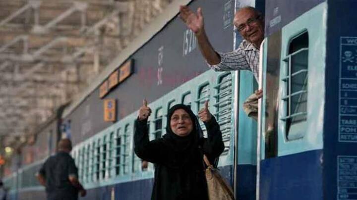 આઈઆરસીટીસી પણ પહેલી જાન્યુઆરીથી આધારકાર્ડની વિગતો લેવાની શરૂઆત કરશે. ત્યારબાદ વ્યવસ્થા એવી ઉભી કરવામાં આવશે કે ઓનલાઈન આધાર નંબર મુકતાની સાથે જ યાત્રીની વિગતો આવી જશે. આની સાથે જ ઓનલાઈન ફોર્મ ભરવામાં પણ વધારે સમય લાગશે નહીં. બીજો મોટો ફાયદો એ થશે કે રેલવે ટિકિટમાં દલાલી ઘટી જશે. દલાલો માટે કોઇપણ નામથી ટિકિટ બુક કરીને વેચવાનું મુશ્કેલરૂપ બની જશે.