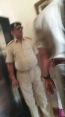 નટરવરલાલને છુપાવવામાં લાગી છે અમદાવાદ પોલીસ, ઉભા થયા સવાલો 