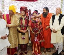 મંત્રી નિતિન ગડકરીની દિકરીના લગ્નમાં પહોંચ્યા VVIP\'s, જુઓ Inside Photos