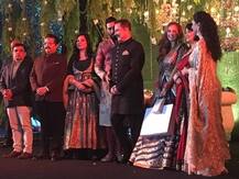 IN PICS: દિલ્લીમાં યોજાયું યુવરાજ-હેઝલનું ભવ્ય રિસેપ્શન, ધોની સહિત અનેક બૉલીવુડની મહાન હસ્તીઓ રહી હાજર