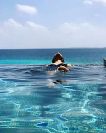 PICS: બોલીવુડની આ બ્યુટી આમ માણી રહી છે માલદીવમાં વેકેશન, શેર કરી આવી તસવીરો