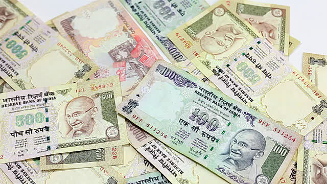 કાળા નાણાં વિરૂદ્ધ કડક કાર્યવાહી, પરંતુ રાજકીય પક્ષોને મળતા દાન પર ટેક્સ છૂટ