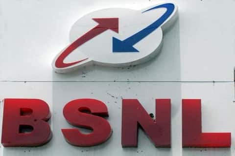 BSNL 99 રૂપિયામાં લાવ્યું અનલિમિટેડ કોલની ધમાકેદાર ઓફર, જાણો કેટલો ડેટા મળશે ફ્રી BSNL 99 રૂપિયામાં લાવ્યું અનલિમિટેડ કોલની ધમાકેદાર ઓફર, જાણો કેટલો ડેટા મળશે ફ્રી