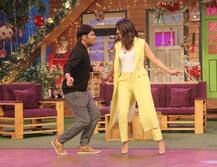 PICS: કપિલના શોમાં આવી પ્રિયંકા ચોપરા, શૂટિંગમાં આમ કરી મસ્તી 