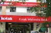 Kotak Bank: టెక్కీలకు శుభవార్త.. ఆర్బీఐ చర్యలతో కోటక్ బ్యాంక్ వందల్లో ఇంజనీర్ల రిక్రూట్మెంట్..