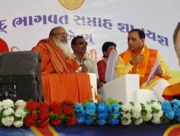  મુખ્યમંત્રી વિજય રૂપાણીએ સભાને સંબોધન કરતા કહ્યું કે હું સીએમ હતો, છુ અને રહેવાનો છુ. હુ એક સામાન્ય માણસ છુ.