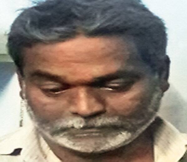 પોતાના પર સૃષ્ટી વિરુદ્ધનું કૃત્ય થવાથી હેબતાઇ ગયેલા મતૃક અક્ષયરાજસિંહે આ બાબતે કહી દેવાનું કહેતા આરોપી પોતાનો ભાંડો ફૂટવાના ભયથી ડરી ગયો હતો. જેથી ગળુ દબાવી અક્ષયરાજની હત્યા કરી નાંખી હતી. બાદમાં પોતાની પાસે રહેલા ઓઢવાના ધાબળાની ગાંઠ મારી નીચે આવી સૂઇ ગયો હતો. આ બનાવ અંગે પોલીસે સગીર વિદ્યાર્થીની હત્યાના ગુનામાં ધોરણસર અટક કરવાની કાર્યવાહી હાથ ધરી છે.