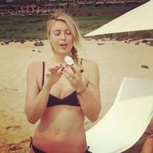 હવાઈમાં વેકેશન માણી રહી છે ટેનિસ સ્ટાર મારિયા શારાપોવા, જુઓ તસવીરો