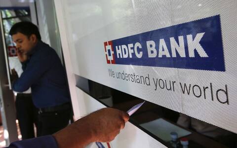 HDFCએ હોમ લોનના વ્યાજ દર 0.45 ટકા ઘટાડ્યા, જાણો હવે કેટલા ટકા ચૂકવવું પડશે વ્યાજ HDFCએ હોમ લોનના વ્યાજ દર 0.45 ટકા ઘટાડ્યા, જાણો હવે કેટલા ટકા ચૂકવવું પડશે વ્યાજ