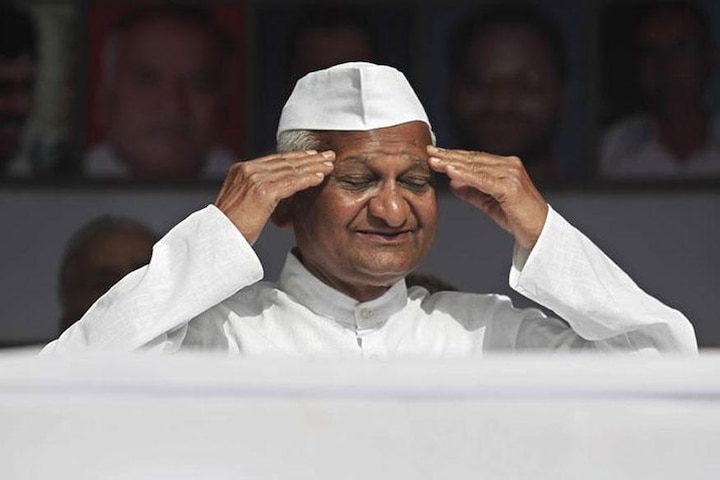 Anna Hazare admitted to Pune hospital following chest pain, know in details Anna Hazare Hospitalised: বুকে ব্যথা নিয়ে পুণের হাসপাতালে ভর্তি আন্না হাজারে