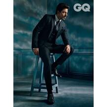 PICS: શાહરૂખ ખાને GQ મેગેઝિન માટે કરાવ્યુ ફોટોશૂટ