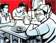 અમદાવાદના 6 વેપારી બાવળામાં મહેફિલ માણતા ઝડપાયા