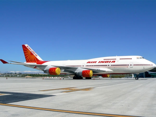 Air India Flight: दिल्ली से सैन फ्रांसिस्को जा रही एअर इंडिया की फ्लाइट में आई खराबी, रूस में हुई इमरजेंसी लैंडिंग