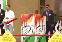 કૉંગ્રેસ ઉપાધ્યક્ષ રાહુલ ગાંધીએ પોતાનો ફાટેલો ઝભ્ભો દેખાડીને PM મોદી પર નિશાન સાધ્યું