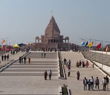 ખોડલધામમાં શરૂ થયો 5 દિવસનો પ્રાણ પ્રતિષ્ઠા મહોત્સવ, જાણો હવે પછી 4 દિવસ યોજાશે ક્યા કાર્યક્રમ ? 