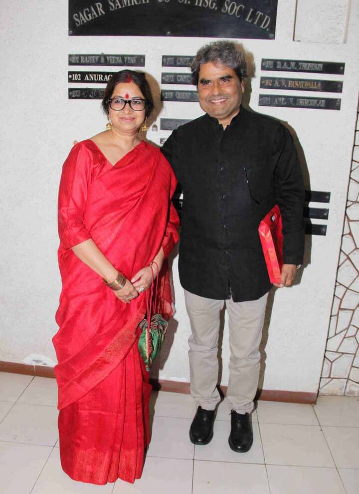 ડાયરેક્ટર વિશાલ ભારદ્વાજ પત્ની રેખા સાથે 