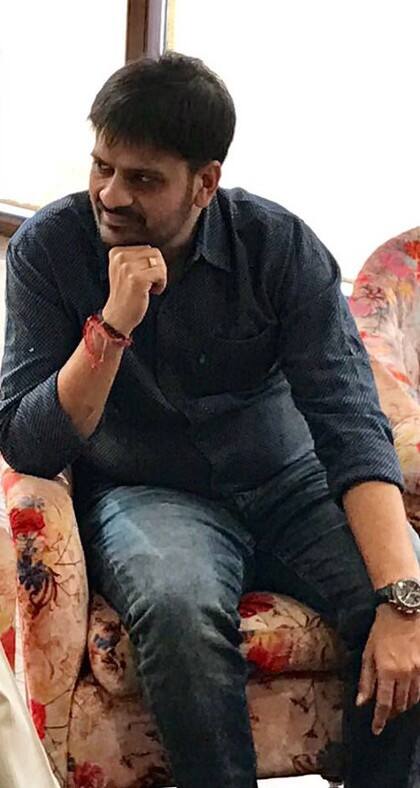 ડો.ઋત્વિજે ભાજપમાં રહીને ભાજપને તોડવાનું કામ કરતા તત્વો તરફ ઈશારો કર્યો હતો ત્યારે આ તત્વો કોણ છે તેની સ્પષ્ટતા તેમણે કરવી જોઈએ તેવી માગણી પણ કેટલાક નેતાઓએ કરી હતી. બીજી તરફ જાહેરમાં પક્ષને શરમજનક સ્થિતીમાં મૂકી દેવા બદલ ઋત્વિજ પટેલ સામે કેટલાક નેતાઓએ આક્રોશ પણ દર્શાવ્યો હતો.