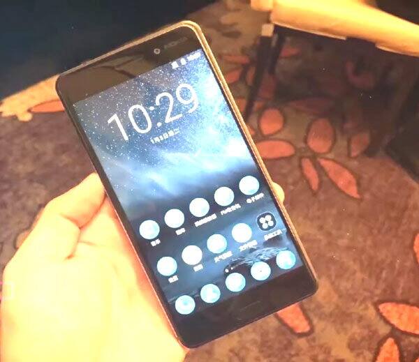 16MP રિયર કેમેરા, ડ્યૂલ-ટૉન LED ફ્લેશ સાથે ફોન આવશે. ઉપરાંત 8MP ફ્રન્ટ ફેસિંગ કેમેરા, વાઇડ એન્ગલ લેન્સ હશે. 