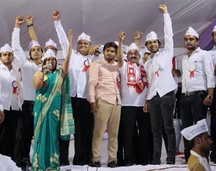 બીજા દિવસે 28 જાન્યુઆરીએ સિદ્ધપુર તાલુકામાં 13 ગામોમાં મિટિંગ તેમજ બિલિયામાં રાત્રે જાહેર સભાને સંબોધન કરશે. રવિવારે રાત્રે ચાણસ્મામાં જાહેરસભા ને સોમવારે પાટણ-ચાણસ્માના 7 પાટીદાર ગામોમાં મિટિંગ યોજાશે. 31મીને મંગળવારે સરસ્વતી તાલુકાના વાગદોડ, મેસર અને કાતરા ગામે મિટિંગમાં હાજરી આપશે.