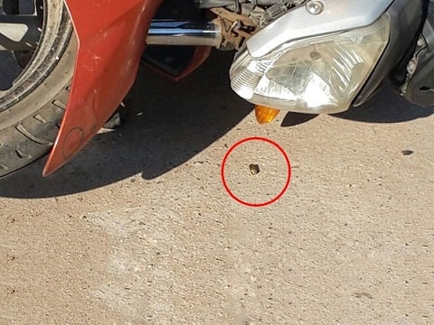 ઉલ્લેખનીય છે કે પ્રજ્ઞેશ પટેલ પર ફાયરિંગ કેસમાં રવિ પૂજારી બનાવ બાદ પિક્ચરમાં આવ્યો હતો. રવિ પૂજારીએ સુરેશ પિલ્લઈને ફોન કરીને તુમ ચિંતા મત કરો, યે ગુના મૈં મેરે સર પે લે રહા હૂં, એમ કહ્યું હતું. આમ, પૂજારીએ પોતાનો ખોફ ફેલાવવા માટે આ જવાબદારી પોતે સ્વીકારી હોવાનું બહાર આવ્યું હતું.