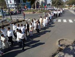 રાજકોટના 2 હજારથી વધુ ડૉક્ટર ઉતર્યા અનિશ્ચિત હડતાળ પર, દર્દીઓને ભારે હાલાકી