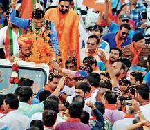 પાસ કાર્યકરોને કોંગ્રેસના ભાડૂતી ગુંડા કહેનારા ઋત્વિજ પટેલ ટોળું જોઈ સર્કીટ હાઉસના રૂમમાં ભરાઈ ગયા, ટોળાએ પછી શું કર્યું?  જાણો વિગત