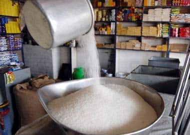 PDS shops to be open for three hours daily in Uttarakhand पाबंदियों के बीच उत्तराखंड सरकार का फैसला, सस्ते राशन की दुकानें अब रोज तीन घंटे खुलेंगी