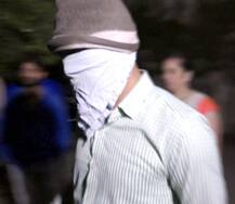 રાજકોટઃ PSIએ ભૂતપૂર્વ ગર્લફ્રેન્ડના ઘરમાં ધૂસી તોફાન કર્યું, પોલીસ સ્ટેશનમાં નસ કાપી આપઘાતની કોશિશ કરી, પછી શું થયું?