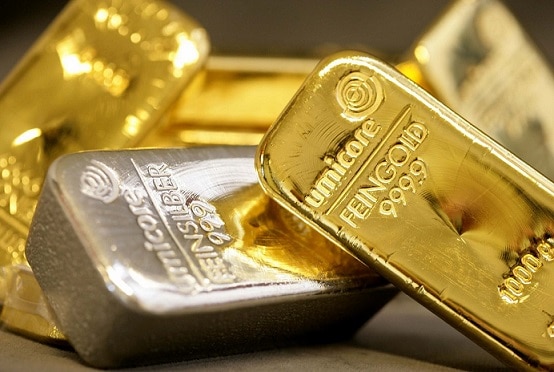 Gold Silver Price Today: குறைந்தது தங்கம் விலை; எவ்வளவு தெரியுமா?