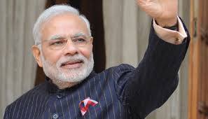 સીએમ તરીકે આનંદીબેન પટેલના રાજીનામા બાદ મોદીએ ગુજરાતની કમાન સંભાળી છે. મોદીની ગુજરાત મુલાકાતોને આગામી 2017ની વિધાનસભાની ચૂંટણીની તૈયારીઓ તરીકે જોવામાં આવે છે. મોદી ગુજરાતના ચારેય ઝોનમાં વિવિધ કાર્યક્રમોમાં હાજરી આપી પ્રજાને સંબોધી ચૂક્યાં છે.