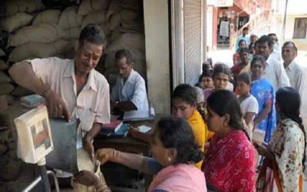 Ration Shop: வீடு தேடி வரும் ரேஷன் பொருட்கள்.! பொதுமக்கள் எதிர்பார்த்த முக்கிய அறிவிப்பை வெளியிட்ட தமிழக அரசு