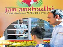 દવા માફિયાઓનો સફાયો કરશે સરકાર, માર્ચ સુધીમાં ખુલશે 3,000 જન ઔષધિ કેન્દ્ર