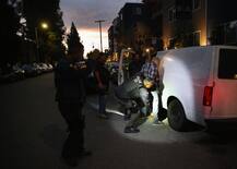 અમેરિકામાં ગેરકાયદેસર રહેતા ભારતીયોને પકડીને જેલમાં ધકેલવાનું શરૂ, જાણો હવે પછી લેવાશે શું પગલાં ? 