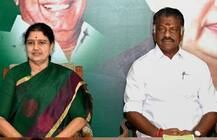 શશિકલાએ ઈ પલાનીસામીને વિધાનસભા પક્ષના નેતા તરીકે ચૂટ્યા, પન્નીરસેલ્વમને કર્યા બહાર