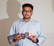 વડોદરાઃ લગ્ન પહેલા સેક્સ અંગે યુવકે બનાવી એપ, પ્રોડક્ટની કરશે હોમ ડિલીવરી