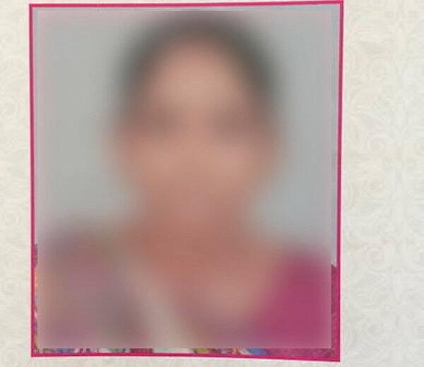 બળાત્કારનો ભોગ બનેલી મહિલા આદિવાસી હોવાથી તેમણે આદિવાસી નેતાઓ સમક્ષ રજૂઆત કરી હતી. ભાજપના સાંસદ રામસિંહ રાઠવા અને ધારાસભ્ય જેન્તીભાઇ રાઠવાએ આ મહિલાને ન્યાય મળે તે માટે સૂચના આપતાં પાવી જેતપુર પોલીસ સ્ટેશને જીરો નંબરથી ફરિયાદ નોંધવામાં આવી હતી. 