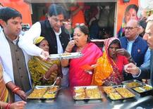 રાજસ્થાનમાં અન્નપૂર્ણા રસોઈ યોજના થઈ હિટ, જાણો કેટલા રૂપિયામાં લોકોને પીરસે છે જમવાનું